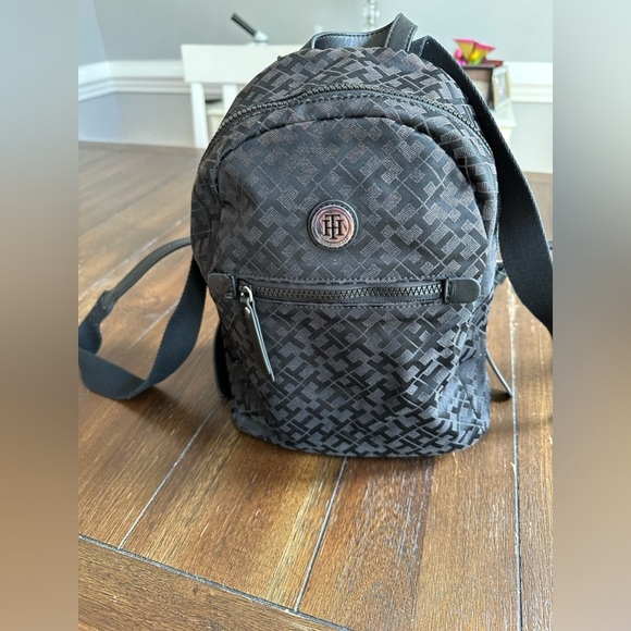 Tommy Hilfiger backpack - Picture 7 of 13